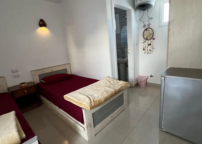 Apartman Ghadghod House *